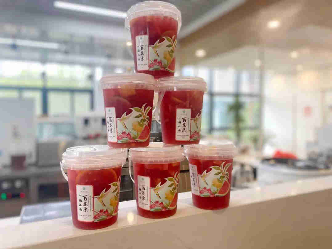 “玩颜色”,叶子与茶靠茶底创新来做品牌差异化