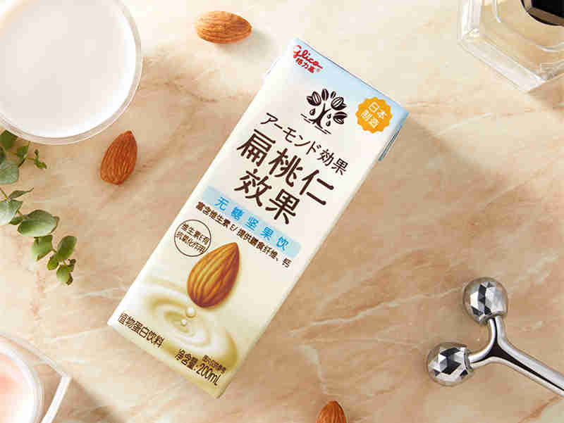 0胆固醇0乳糖,格力高切植物奶赛道,推出扁桃仁效果饮料