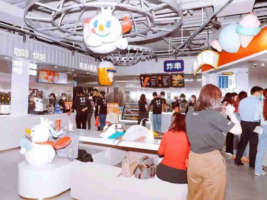 蜜雪冰城卖烩面和烤串,是野心还是无奈?