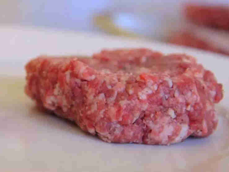 细胞肉将成为动物肉和植物肉的有力竞争者,你看好细胞肉的未来发展吗?