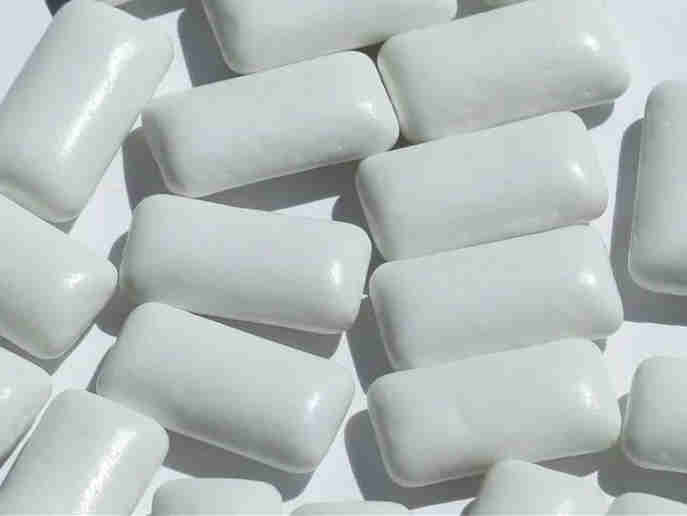 天然与健康的平衡之道,大米淀粉在涂层型糖果中的创新应用