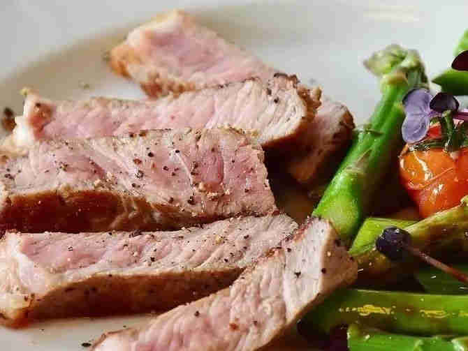 肉嫩多汁,人见人爱的“小鲜肉”!怡竹生物嫩肉酶应用在肉制品