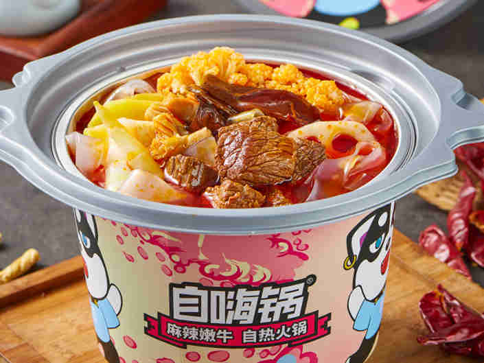 迟到的自嗨锅， 领先的百草味自热速食品牌