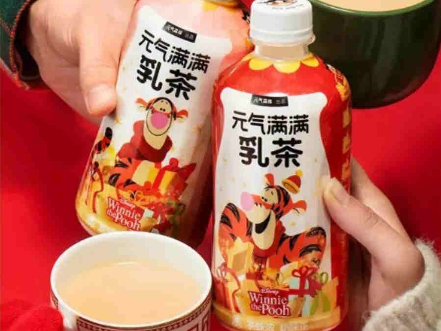 元气森林旗下元气满满乳茶与迪士尼合作，推出新系列乳茶产品