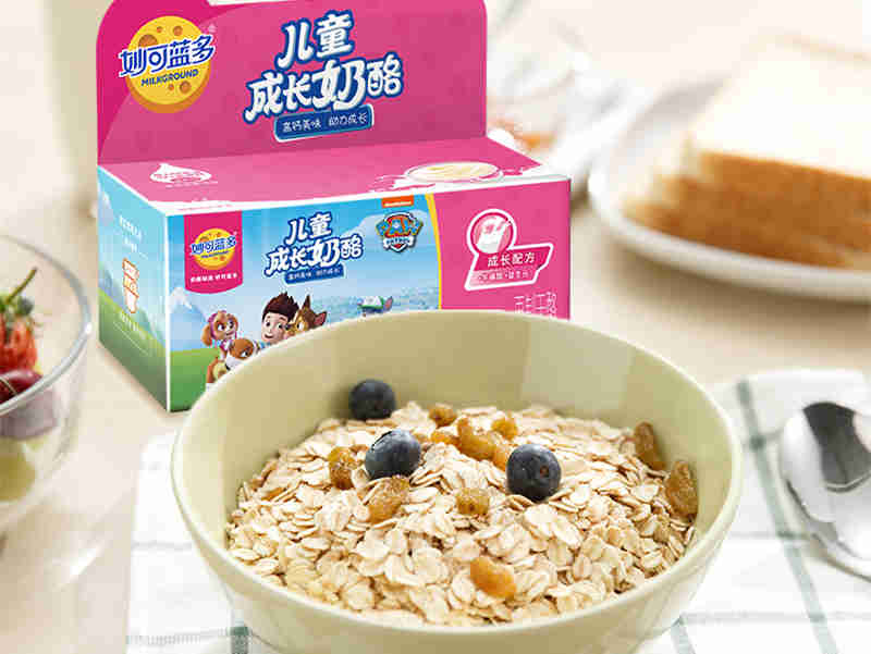 妙可蓝多突破技术壁垒推出妙可蓝多小酪牛常温奶酪棒