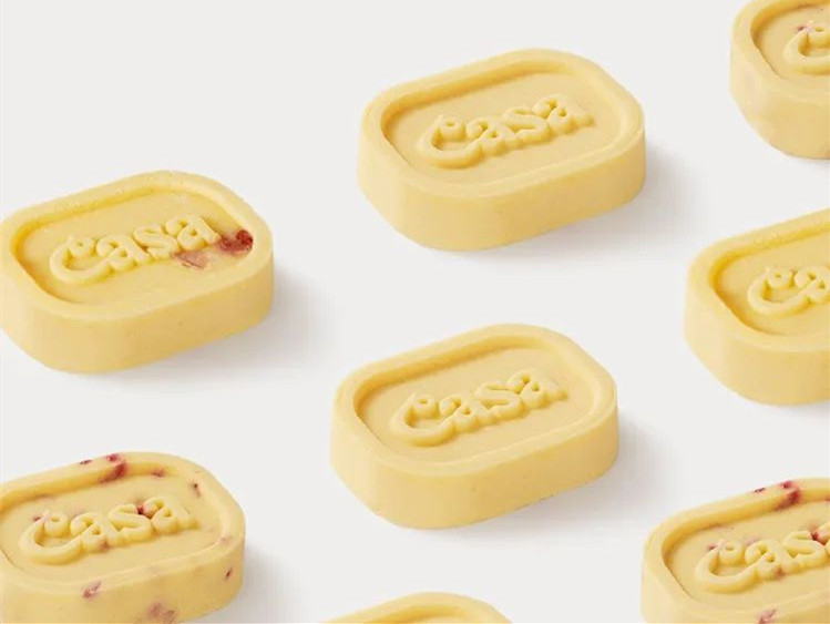 可莎蜜兒 上新品：原味/草莓味绿豆糕，冰镇后口感更好，适合盛夏食用
