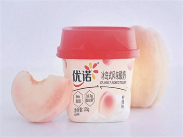 优诺Yoplait 上新品：冰岛式酸奶·白桃味，口感丝滑醇厚