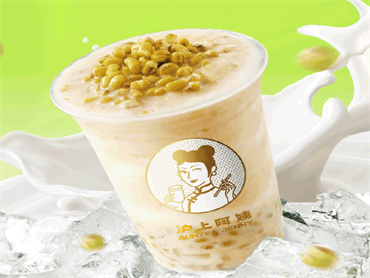 不含茶的饮品每月都有推出，背后的产品逻辑是什么，“不含茶”又该怎么做好喝？