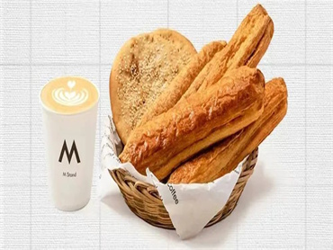 M Stand发布“咸咖啡+烧饼/油条”的组合,这个套餐到底卖得怎么样?