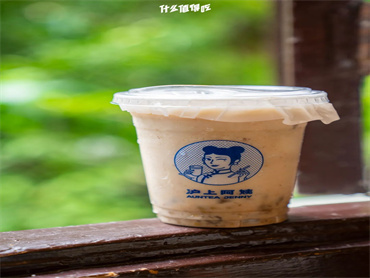 沪上阿姨、CoCo、椿风都在推五谷饮品,冬季五谷茶饮为什么能爆款?