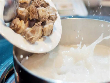 泰斯特 鸡粉 应用在各式汤料