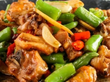 泰斯特炒鸡酱——解锁餐饮与预制菜的新境界!