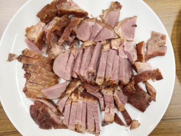 应用分享:泰斯特高倍肉精粉、鸡粉、牛肉膏、卤肉膏应用在果木烤牛腱子
