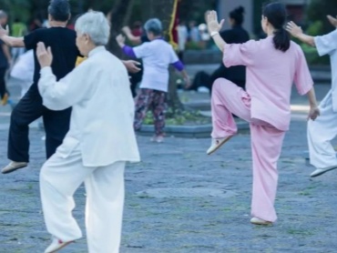 银发经济蓝海已至,关节健康赛道的制胜法宝在这里!