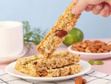 酵母蛋白零食破局!零添加苹果酱解锁 “营养 + 风味” 双优密码