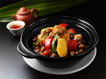 摄图网_500590244_冬菇鸡肉煲(企业商用).jpg