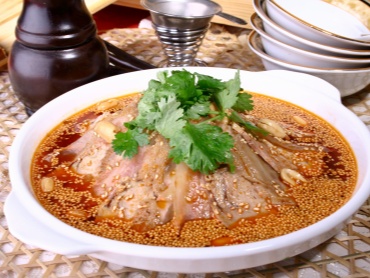 花瓣素材_中国食品——辣酱猪肺_141949617_副本.jpg