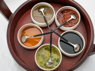 摄图网_501141640_酱料拼盘(企业商用)_副本.jpg